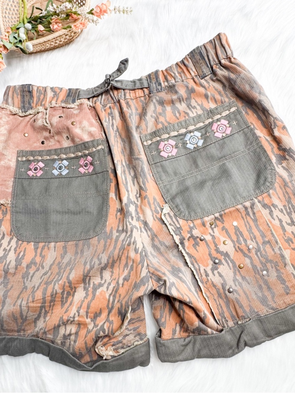 Free People One More Night Bohemian Patchwork Shorts Embellished Pockets Large - Picture 5 of 6